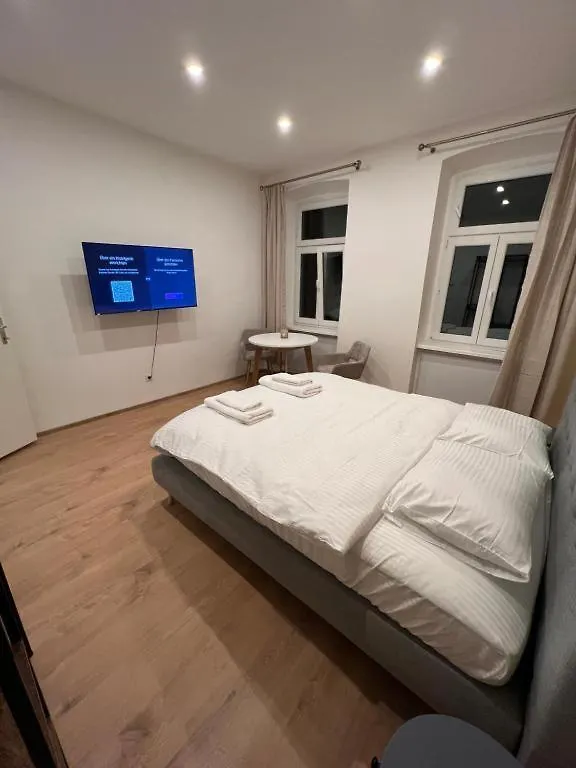 Aparment Near Metro - Kingsize Bed Apartment Vienna