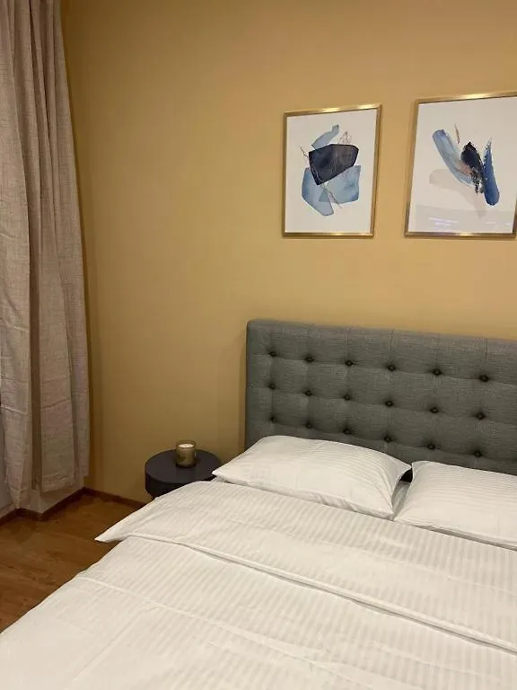 Aparment Near Metro - Kingsize Bed Apartment Vienna Austria